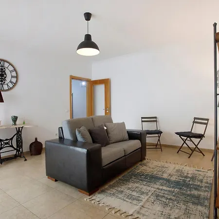 Prázdninový dům A O - Tina House