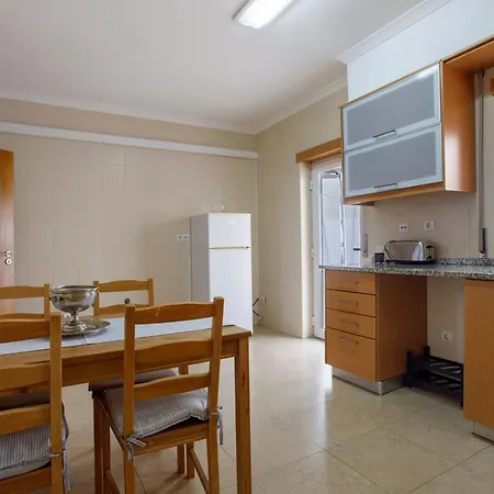 Prázdninový dům A O - Tina House Ferrel (Leiria)