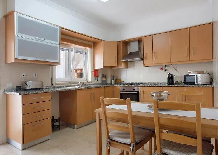 A O - Tina House Дом отдыха *